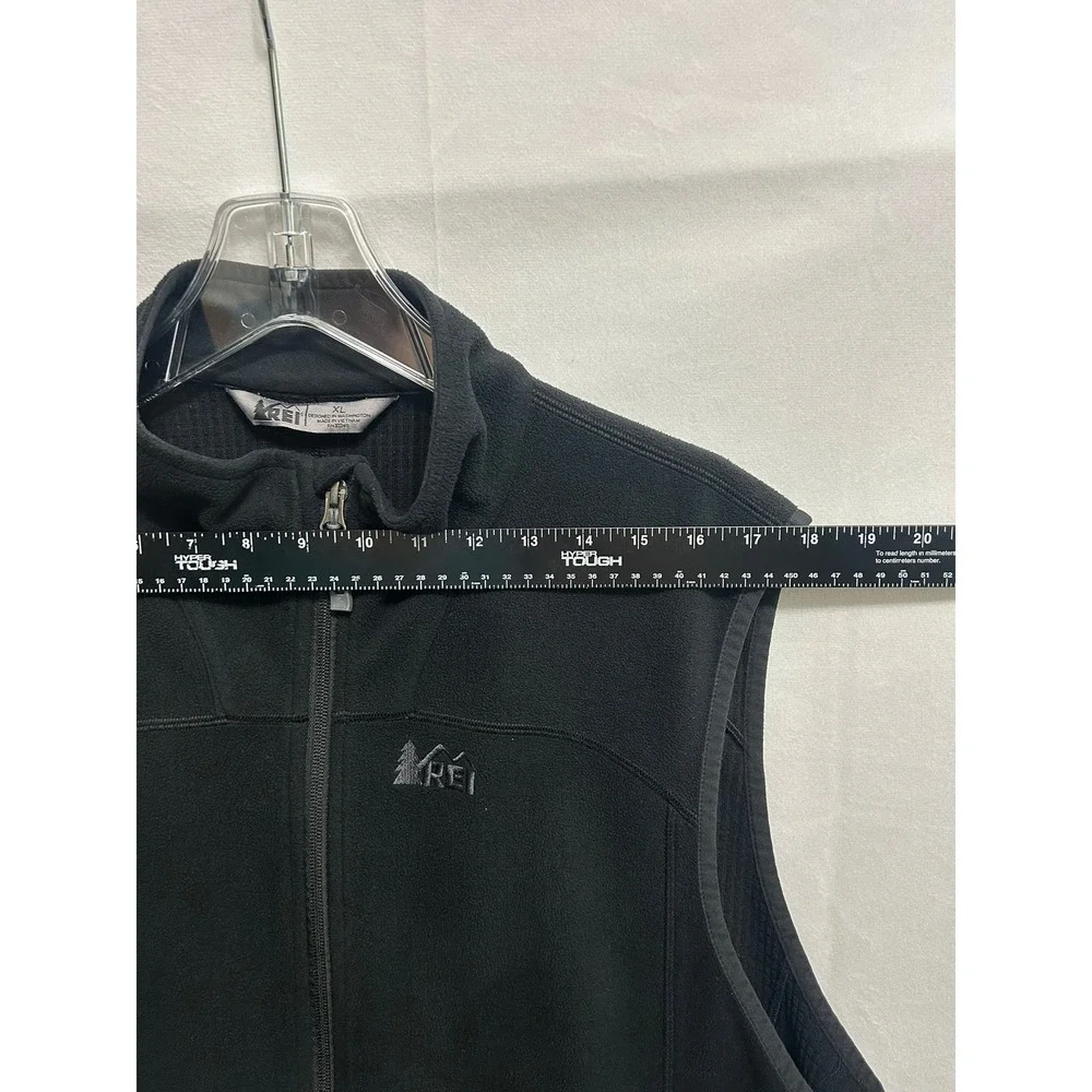 REI mens xl